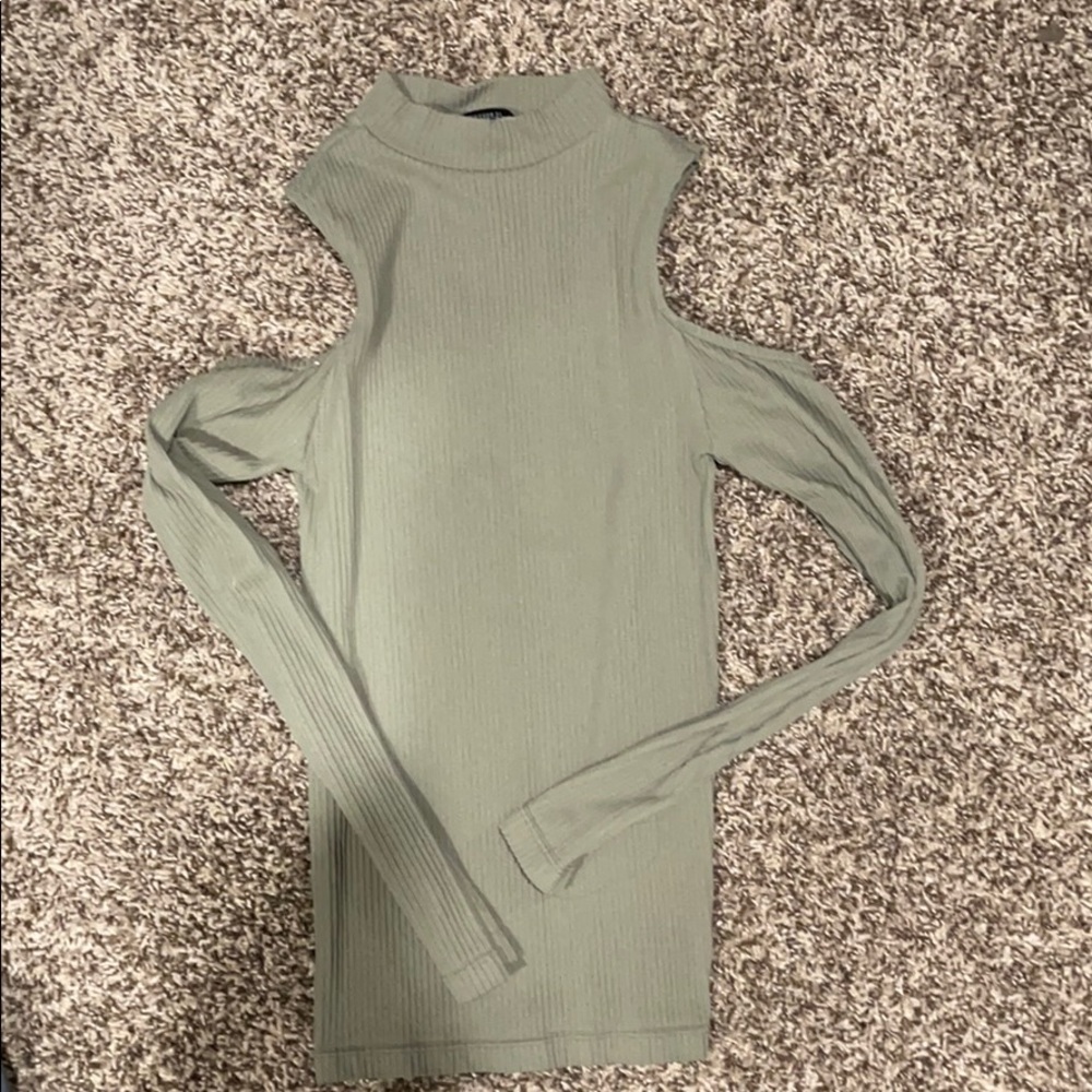 Forever21 cold shoulder top